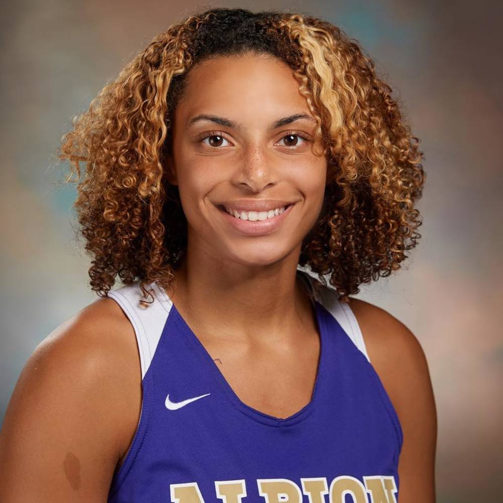 Meet your Posher, Rain